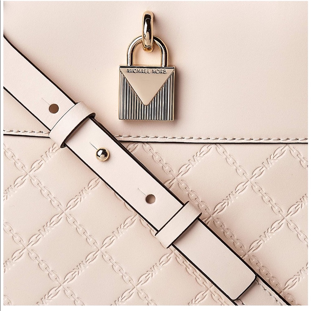 Michael Kors Gramercy Chain Embossed  Satchel. - Picture 3 of 14